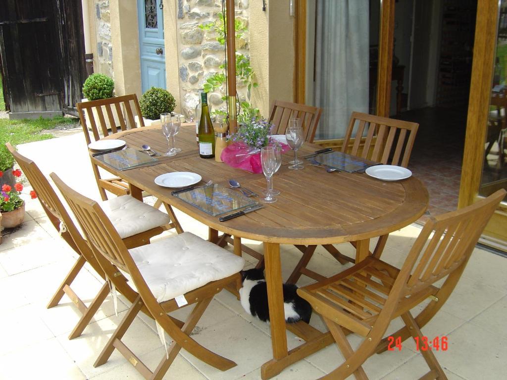 Aux Quatre Saisons Axat Bed & Breakfast Екстериор снимка