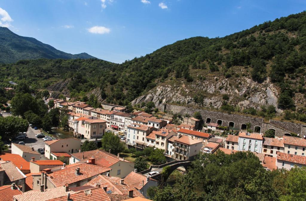 Aux Quatre Saisons Axat Bed & Breakfast Екстериор снимка
